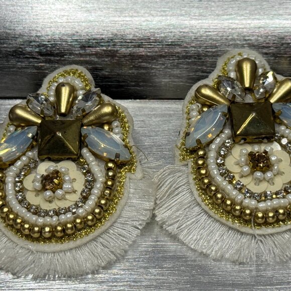 ✨ Vintage-Inspired Beaded Statement Earrings – Gold & Pearl Boho Glam Plunder - Picture 1 of 3